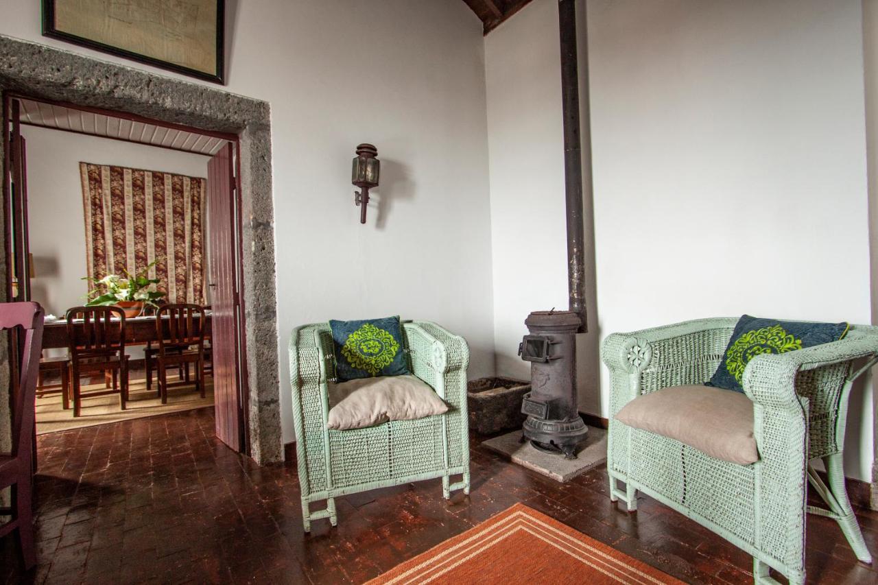Casa Senhora Das Necessidades ปอนตาเดลกาดา ภายนอก รูปภาพ